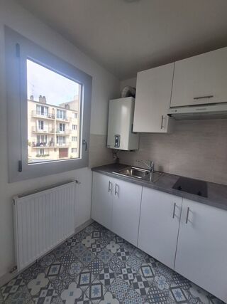  Appartement à louer 1 pièce 34 m²