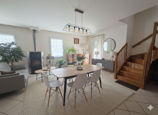  Maison � vendre 8 pi�ces 205 m�
