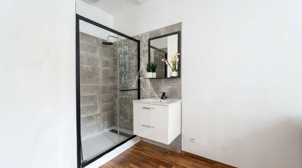 Location Appartement Face aux HALLES, Narbonne, T2 meublé de 32 m². Narbonne