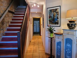  Immeuble � vendre 15 + pi�ces 850 m�