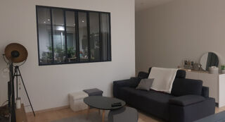  Appartement à louer 2 pièces 70 m²