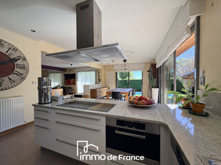  Maison � vendre 6 pi�ces 197 m�