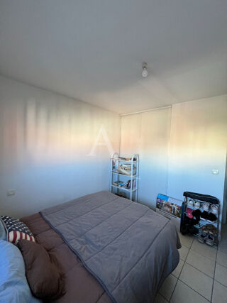 Location Appartement À LOUER T2 location non meublée dans résidence récente avec ascenseur, balcon et place de parking en sous sol secteur gare 630 / Perpignan