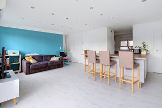 Vente Appartement A VENDRE en EXCLUSIVITE Appartement DRAGUIGNAN T3 66,4 m2 - Résidence sécurisée - Balcon - Lumineux - Parking Draguignan