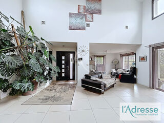  Maison  vendre 7 pices 253 m