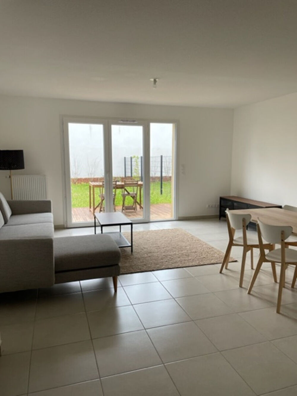 MAISON LOUEE MEUBLEE 87.25m2+Terrasse de 8.26m2+Jardin de 156m2