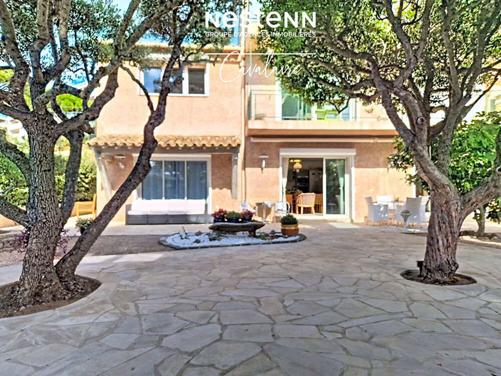 Vente Appartement AU CALME et TOUT A PIED - Splendide appartement 5 pièces de plain-pied Cavalaire-sur-Mer un véritable bijou d'exception avec 2 s Cavalaire sur mer