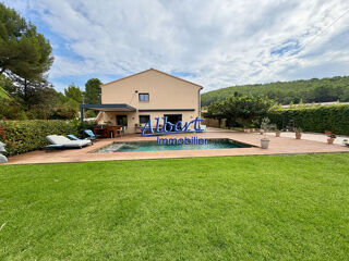 Vente Maison Maison Sanary Sur Mer 6 pièce(s) 170.60 m2 Sanary sur mer