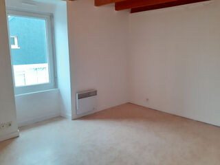  Appartement à louer 4 pièces 85 m²