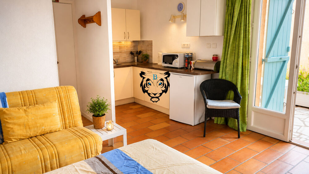 STUDIO REZ DE JARDIN 1 pièce(s) 23 m2 VUE MER
