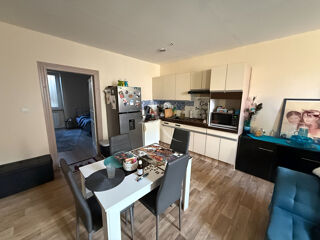  Immeuble à vendre 10 pièces 334 m²