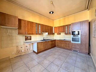  Appartement � vendre 6 pi�ces 168 m�