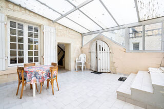  Maison � vendre 10 pi�ces 304 m�