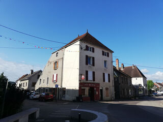  Immeuble  vendre 3 pices 290 m