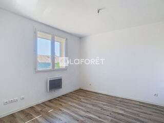  Maison à louer 4 pièces 99 m²
