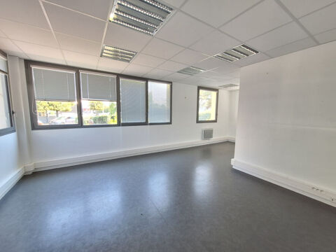 SAINT MALO PARAME  BUREAU A LOUER 1545 35400 Parame