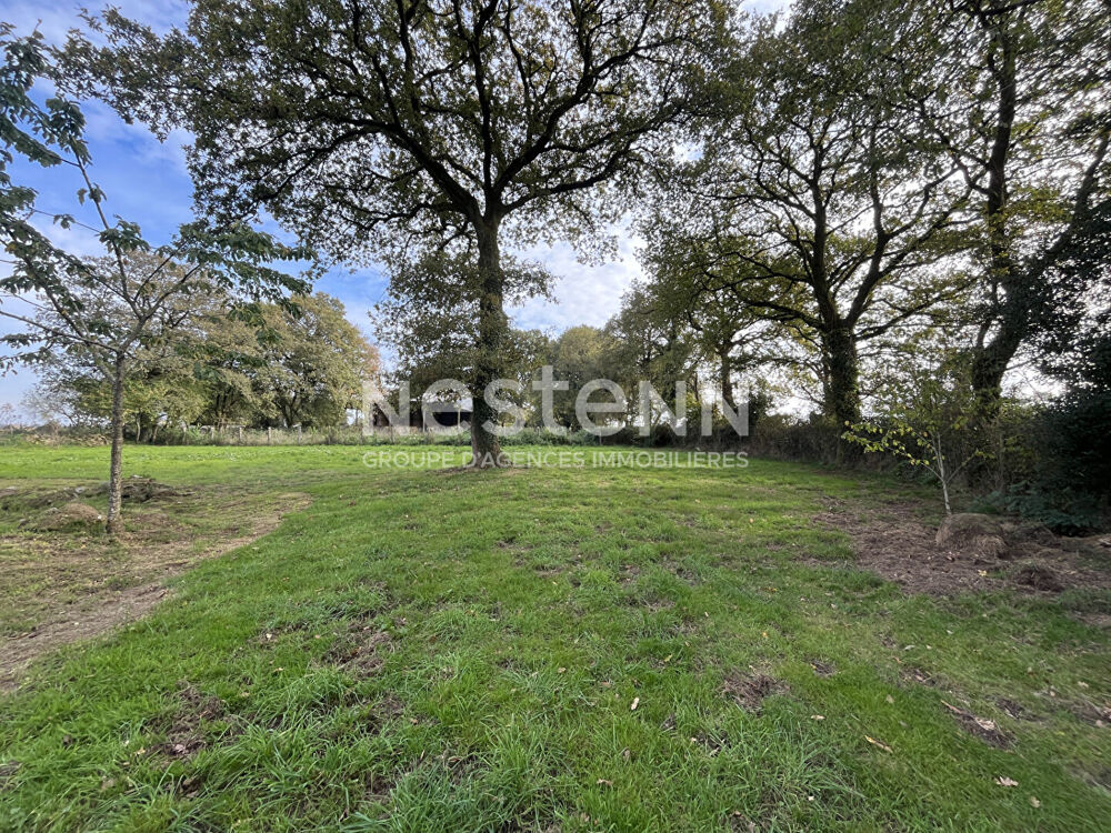 Vente Maison Long�re � r�nover, Elven, potentiel de 110 m� au sol sur 2500 m� de terrain. Elven