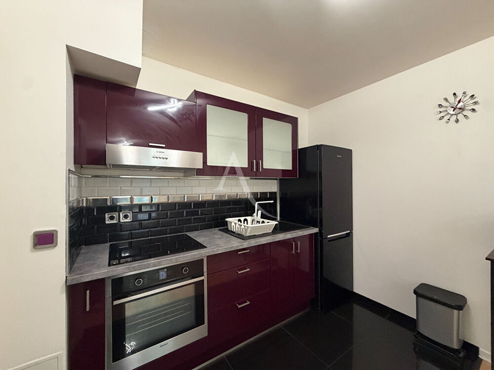 Location Appartement À louer, agréable T1 meublé de 27,43 m² situé à Chelles. Chelles