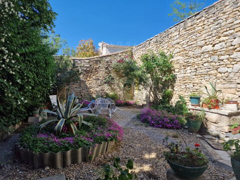   Vaunage Maison ancienne 6 chambres avec cour Maison - 10 pi�ce(s) - 269 m�