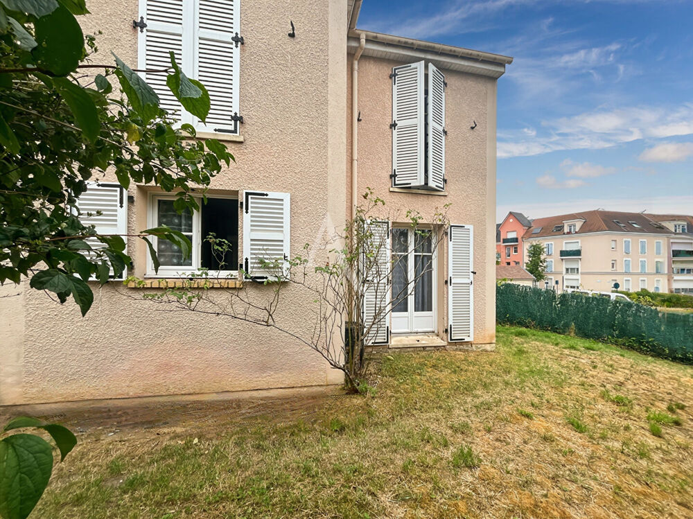 Vente Maison Maison Vaureal 7 pièce(s) 126 m2 Vaureal