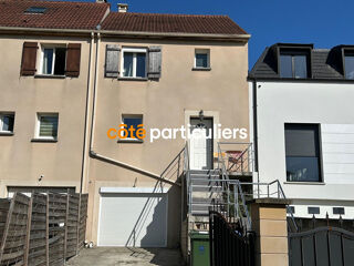  Maison  vendre 7 pices 125 m