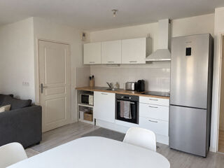  Appartement à louer 3 pièces 1 m²