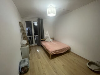  Appartement à louer 4 pièces 75 m²