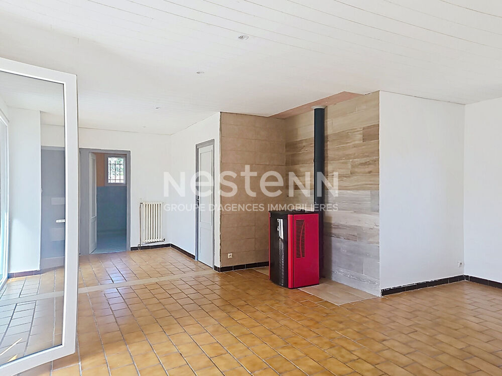 EXCLUSIVITE ! Hameau de RETOURNAC Maison plain pied sur 2000 m2 de terrain plat
