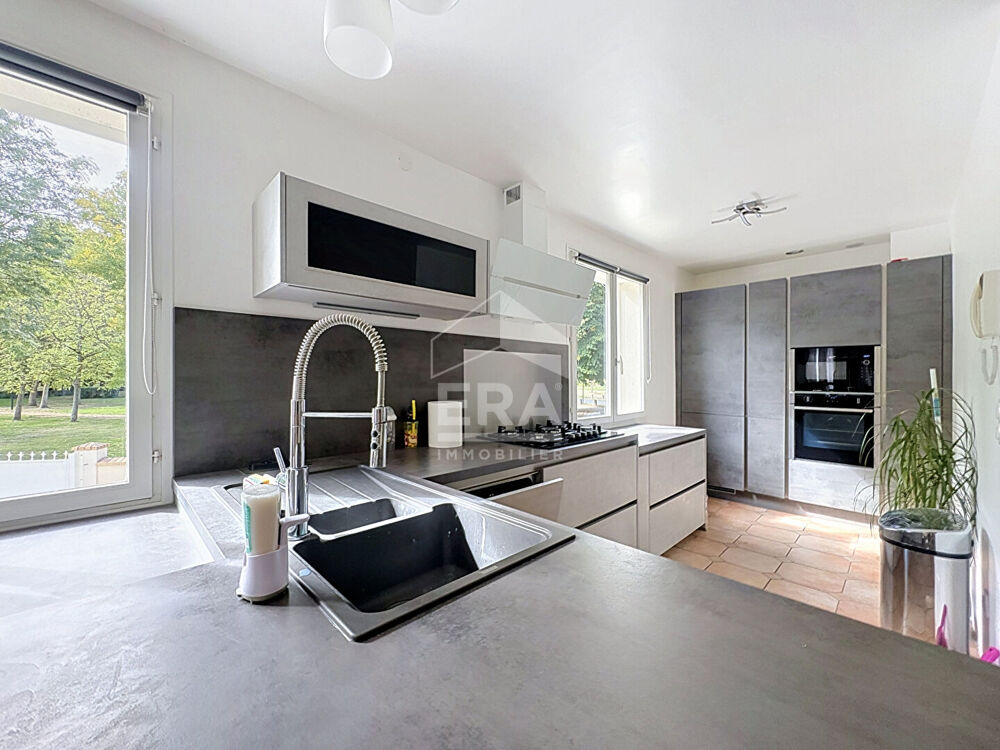 Vente Maison Maison Etampes 5 pièce(s) 131 m2 Etampes