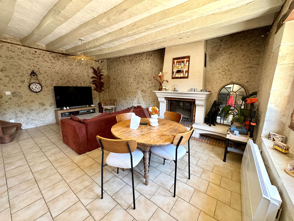 MAISON FAMILIALE - CHANCEAUX-SUR-CHOISILLE -115,51 M² - GRAND TERRAIN - DÉPENDANCE