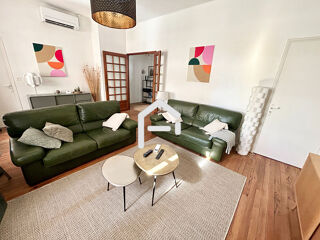  Appartement à louer 2 pièces 100 m²
