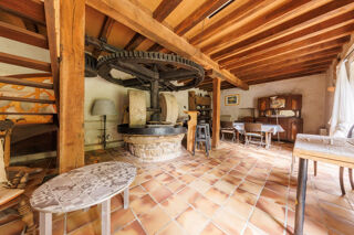  Maison à vendre 10 pièces 227 m²