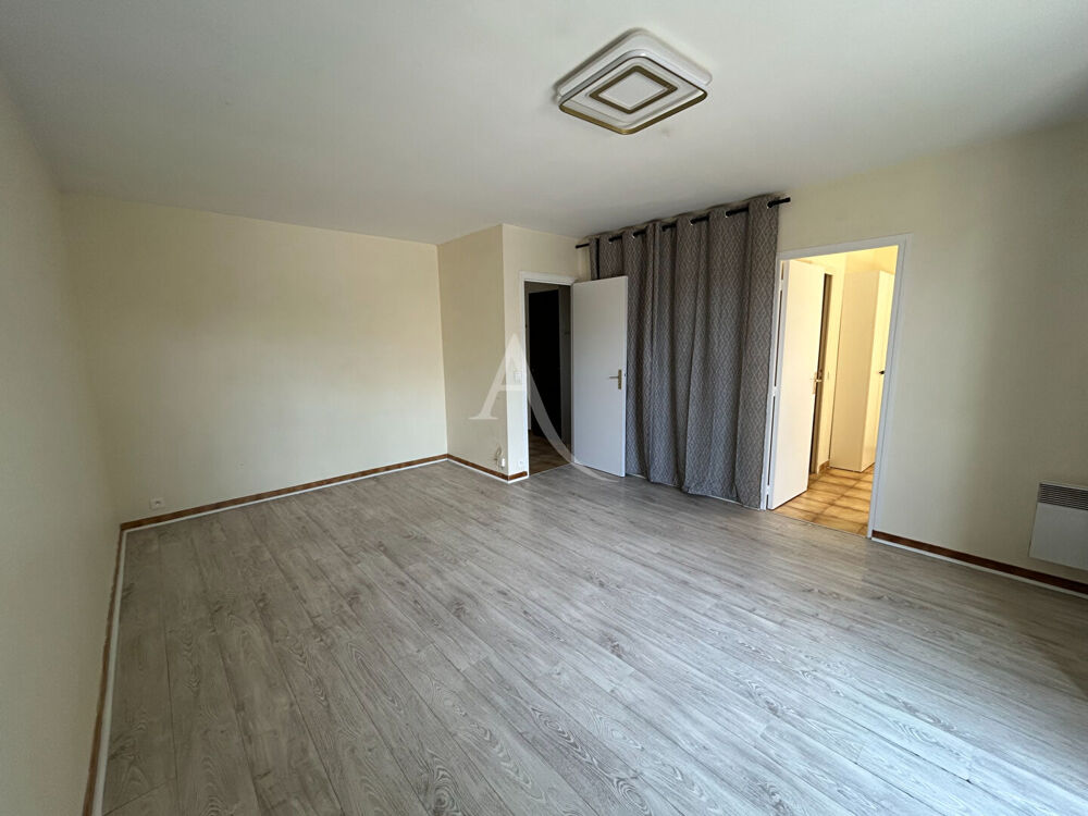 Location Appartement Appartement NOISY LE GRAND 2 pièces 44.56 m² Noisy le grand
