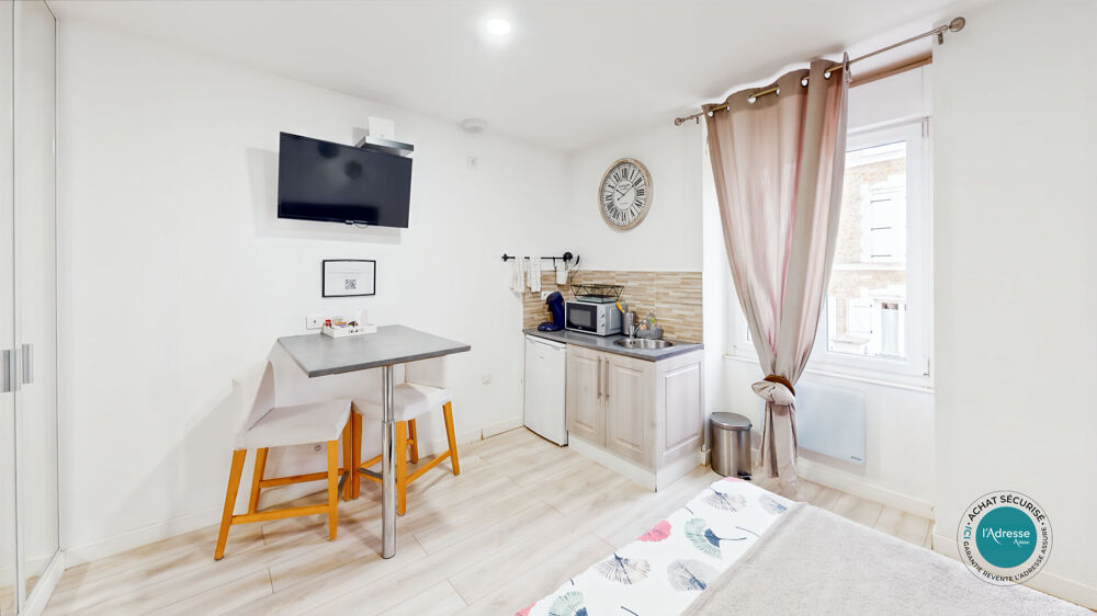 Maison 8 pièces divisée en 5 logements indépendants