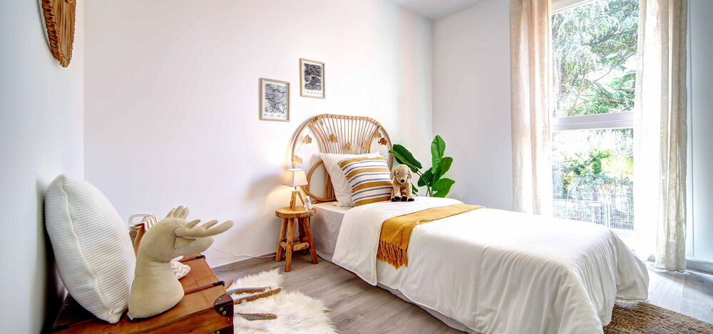 A CHAMBOURCY MAISON INDIVIDUELLE DE 5 PIECES AVEC JARDIN