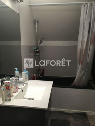  Appartement à louer 3 pièces 63 m²