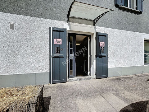 FAVERGES SEYTHENEX _ Local commercial de 45,72 m&sup2;, &agrave; vendre en plein centre ville 130000 74210 Faverges seythenex