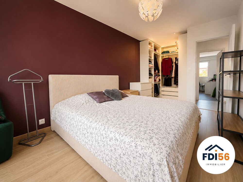 Appartement familial de 95 m² à Lorient avec garage, cave et deux balcons