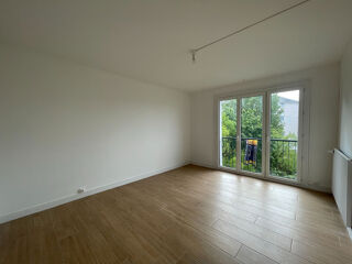  Appartement à louer 3 pièces 59 m²