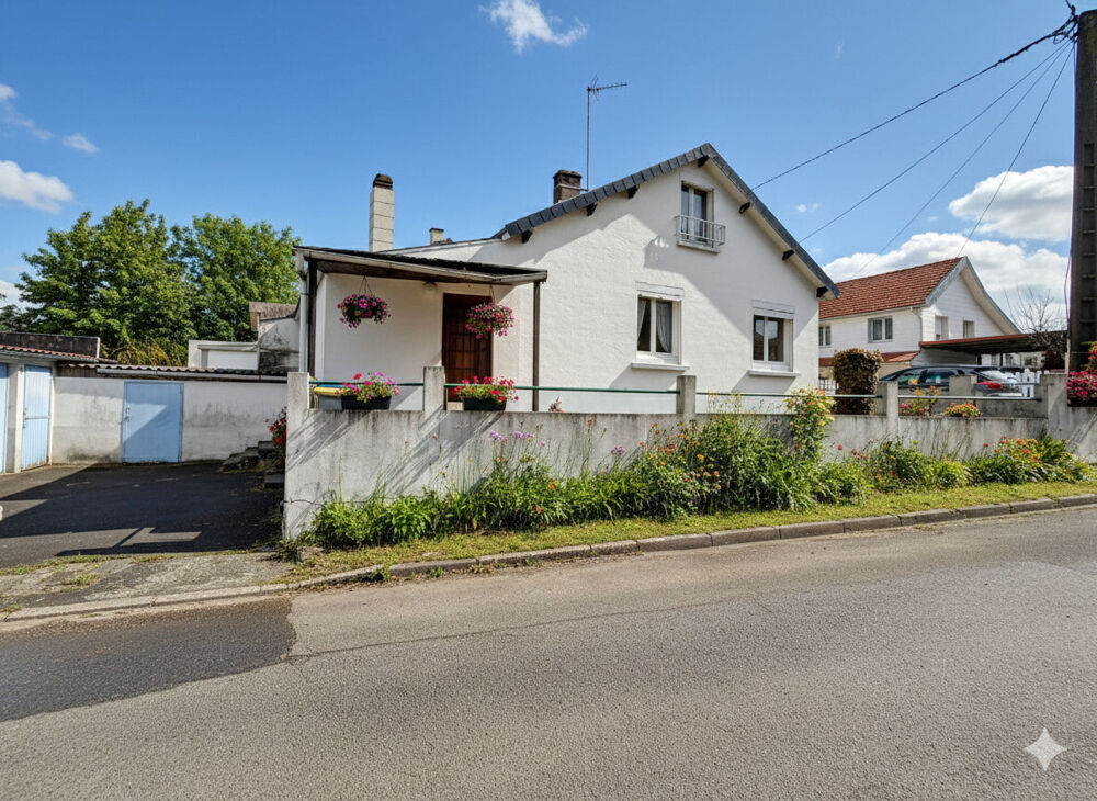Maison 4 pièces 84 m² · à Nantes · 84 m² · 242 650 €
