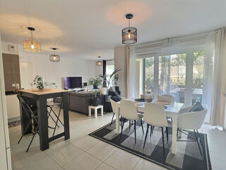  Appartement � vendre 3 pi�ces 77 m�