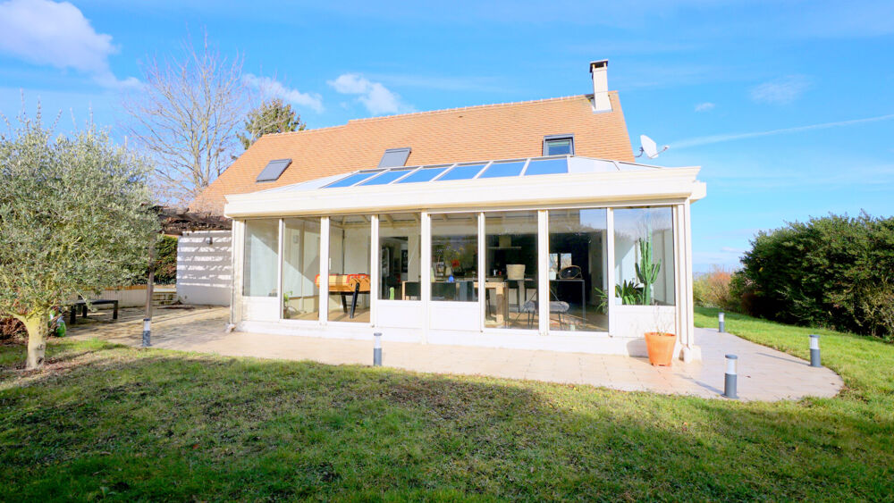 Maison - 80m² de pièces de vie - 165 m2