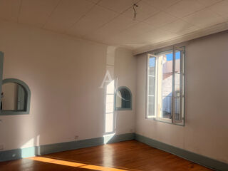  Maison à louer 4 pièces 85 m²