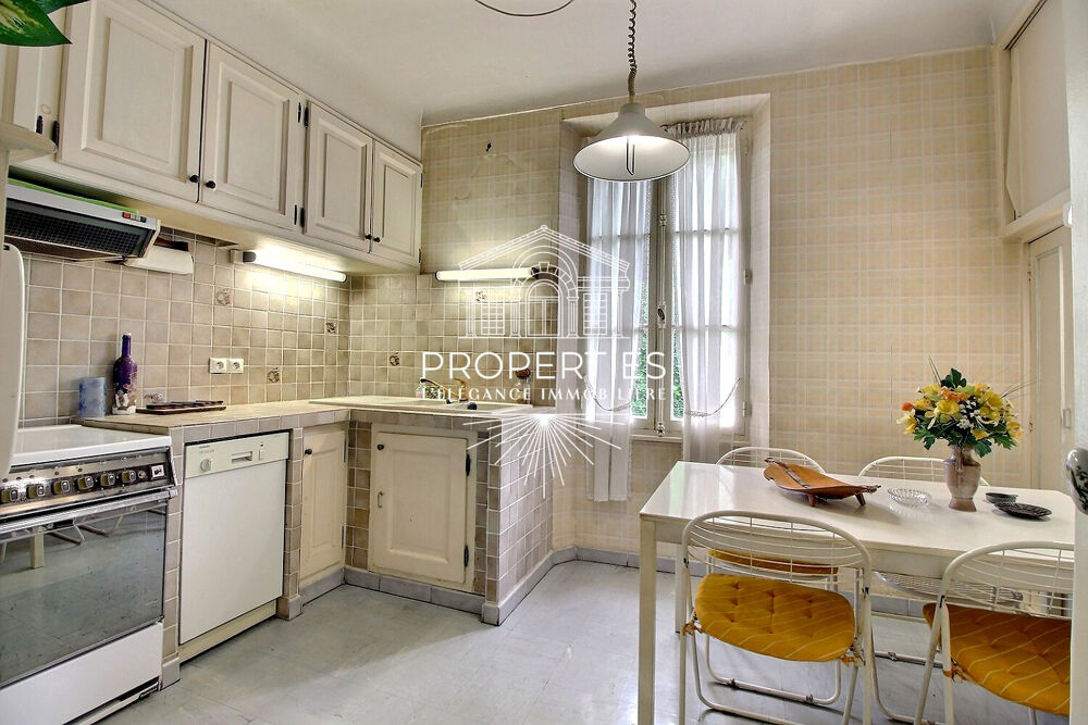 Vente Appartement LE LAVANDOU - LOT T3 + T2 - CENTRE VILLE  - REZ-DE-CHAUSSEE ET DERNIER ETAGE Le lavandou