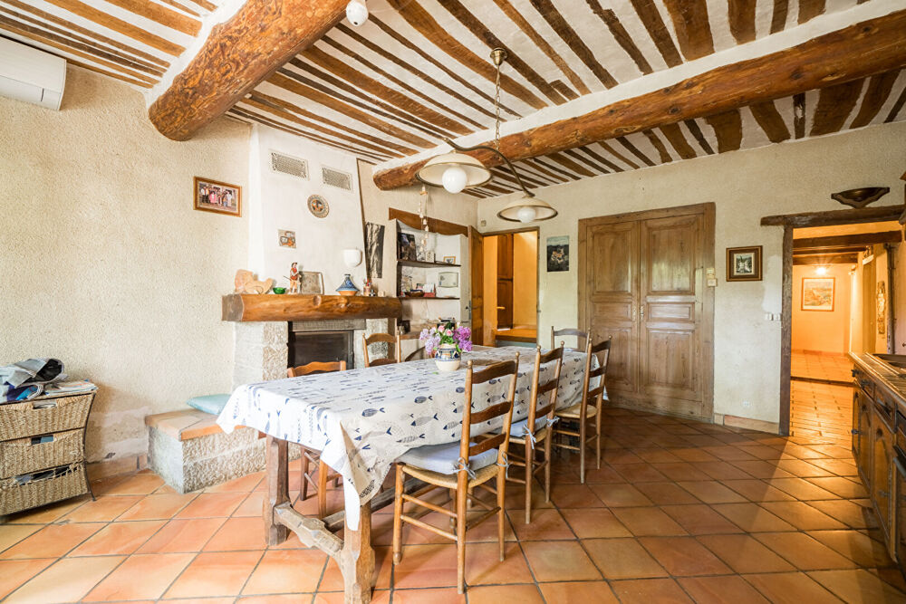 Vers Anduze, propriété de caractère avec fort potentiel