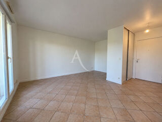  Appartement à louer 1 pièce 28 m²