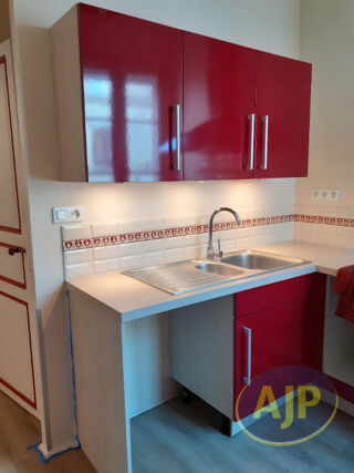  Appartement à louer 4 pièces 106 m²
