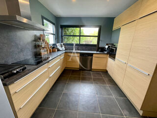  Maison � vendre 5 pi�ces 165 m�