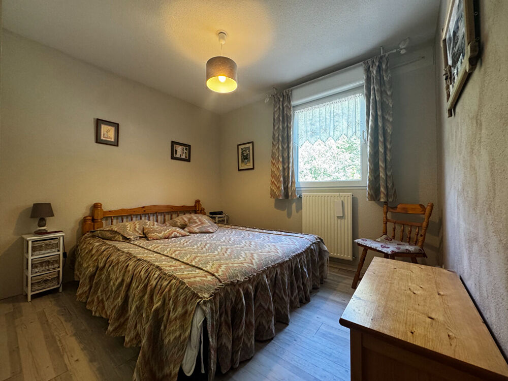 Appartement 4 pièces à louer à Seez avec vue sur rivière