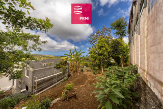 Terrain à vendre 374 m²